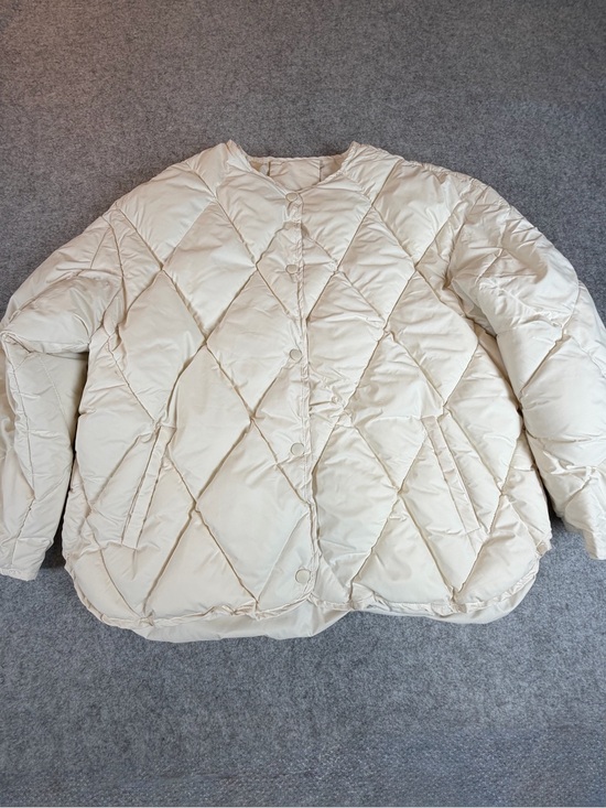 monologue Jackets & Blazers - Women's Cream Quilted Puffer Jacket Oversized Soft Girl Minimalist no size tag